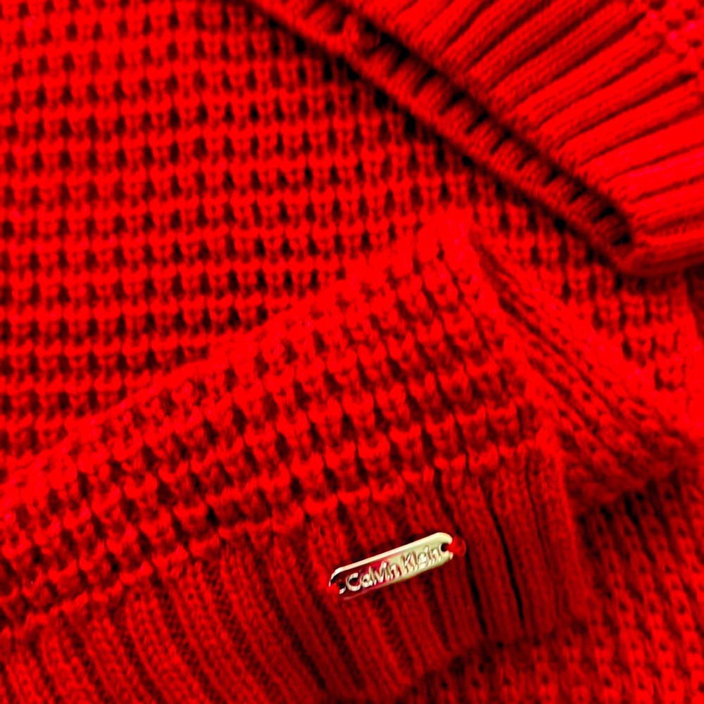 Calvin Klein Red Scarf/Hat View 2